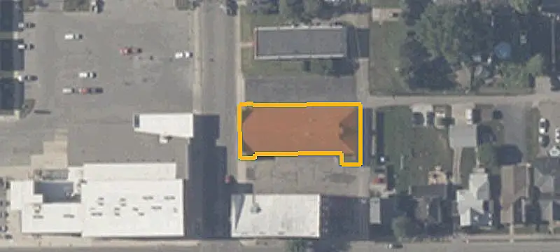 Open-Plan Storefront Retail Building