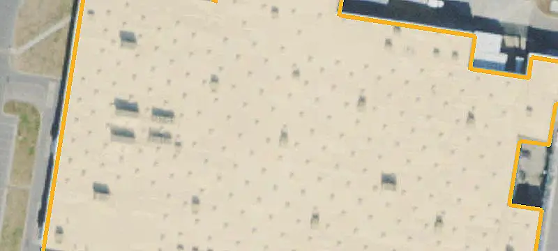Commercial Land at Signalized Intersection