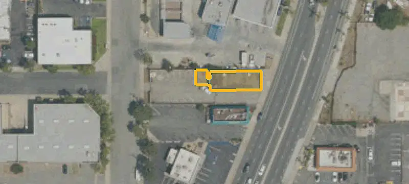 Single-Tenant Storefront Property