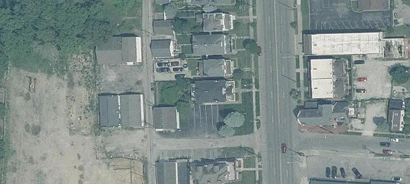 Updated Duplex with Fenced Yard