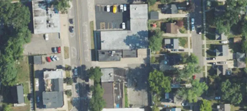Flex Building with Garage Doors