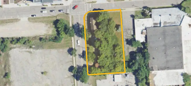 Commercial Land with Existing Home