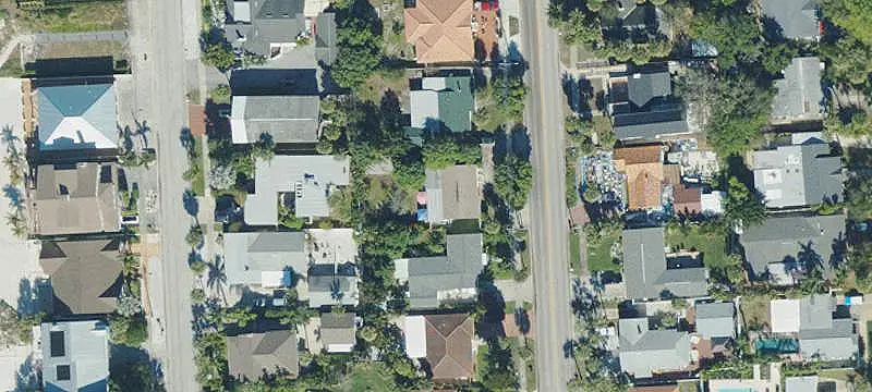 Multifamily Home Near Shoreline