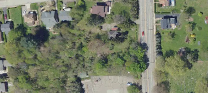 Mixed-Use Property with Apartment