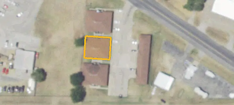 Automotive Property with Fenced Lot