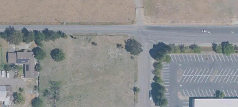 Commercial Corner Lot