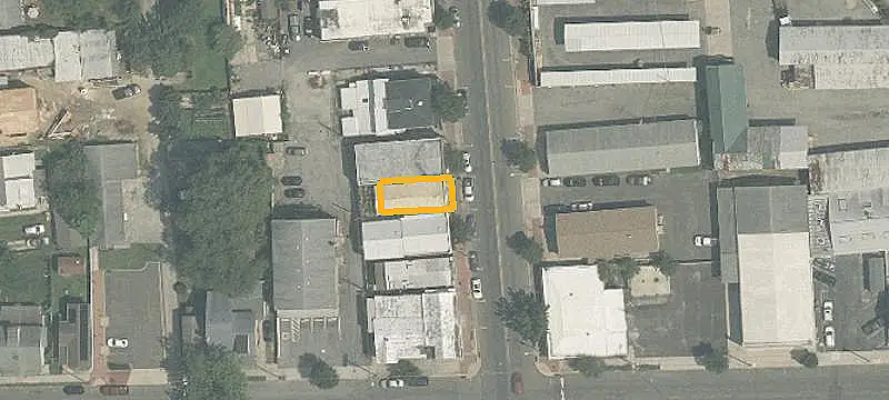 Mixed-Use Property with Apartment