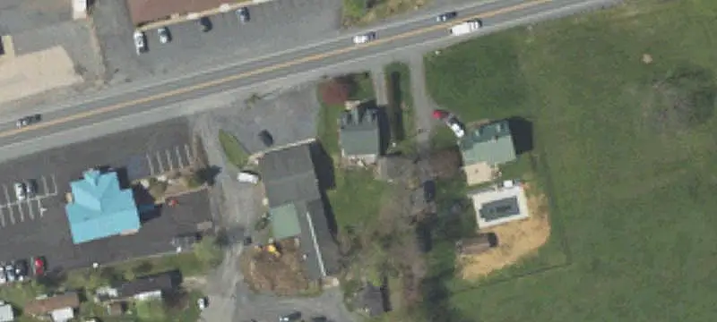 Flex Space with 6 Garage Bays