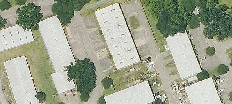 Office Warehouse with Roll-Up Door