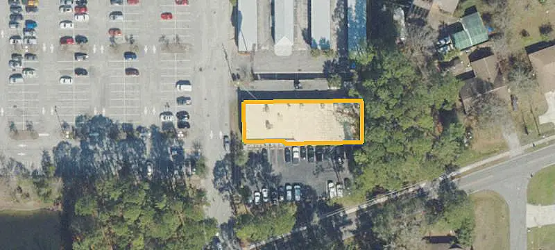 Fully Occupied Shopping Center
