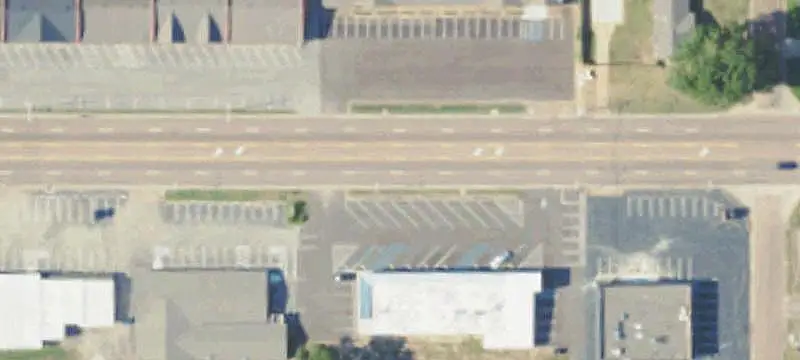 Multi-Tenant Retail Building