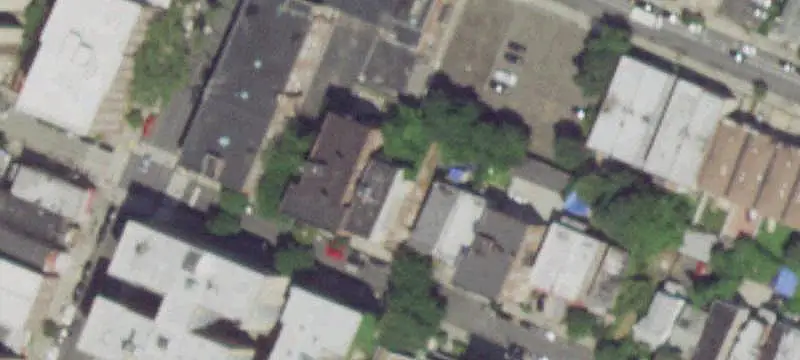 8-Unit Apartment Building