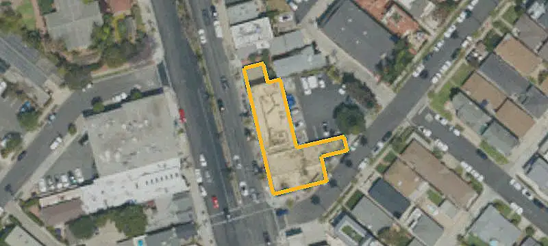 Multi-Tenant Retail Shopping Center