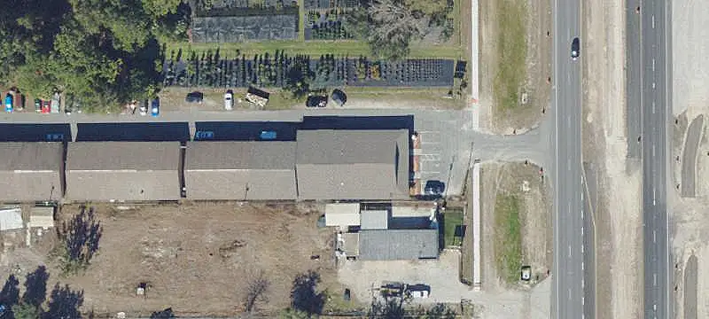 Mixed-Use Business Plaza with Highway Frontage
