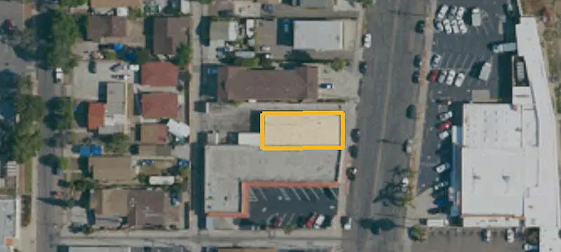 Automotive Shop with Freeway Access