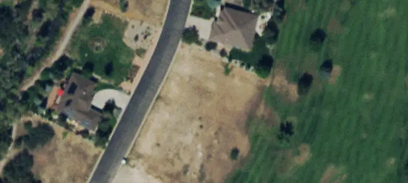 Retail, Land