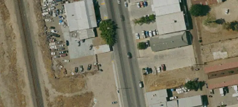 Flex Space With Fenced Yard