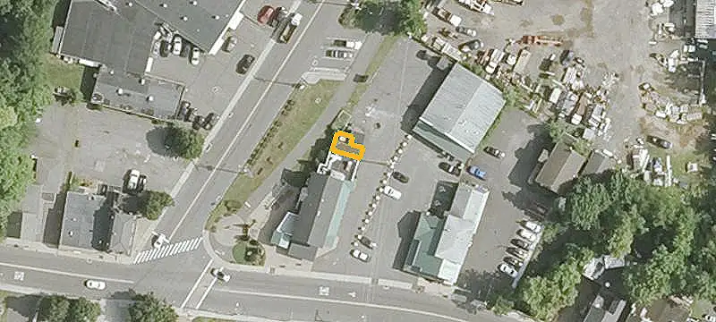 Renovated Mixed-Use Property