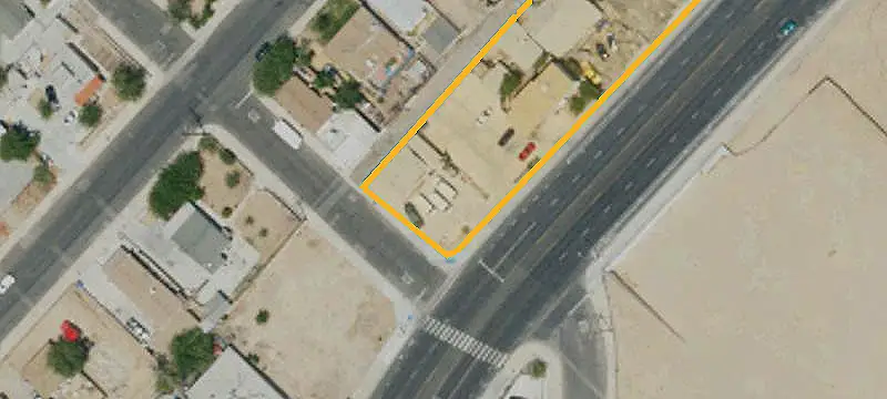 Mixed-Use Property with Flexible Use