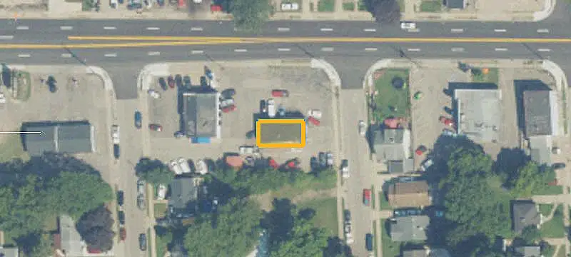 Automotive Property with Service Garage