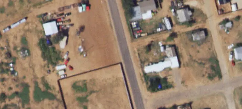 Warehouse with Fenced Yard