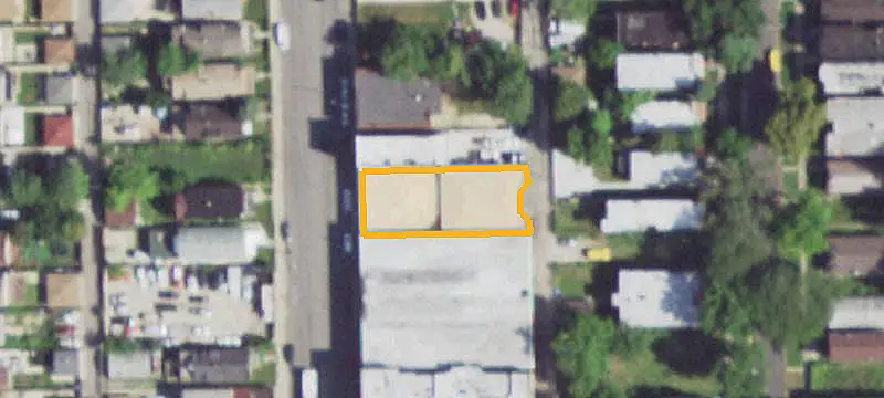 Warehouse With Freezer Storage