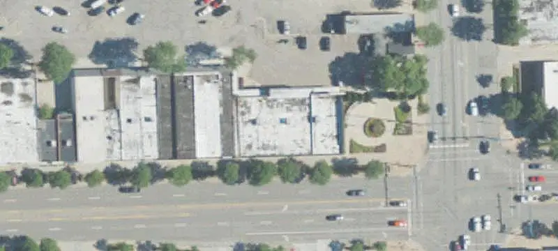 Retail Space Near LA Fitness
