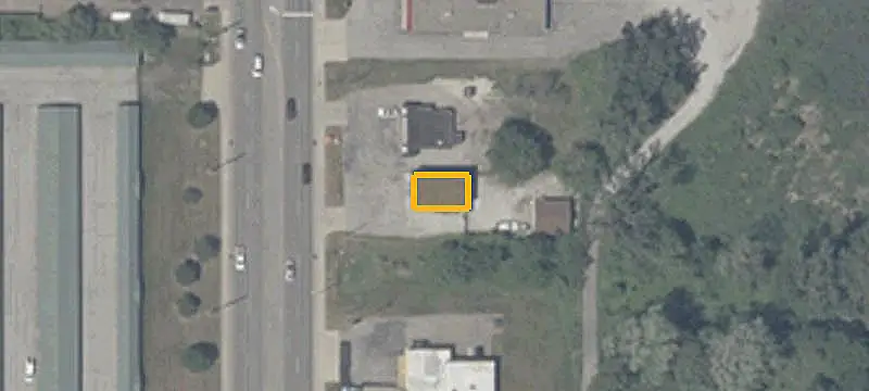 Mixed-Use Property with Apartment