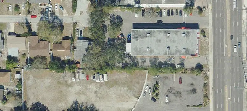 Renovated 14-Unit Apartment Building