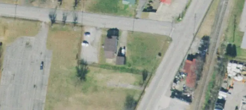 Office Building with Commercial Lot