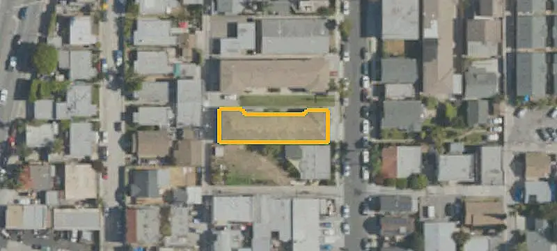 10-Unit Apartment Building