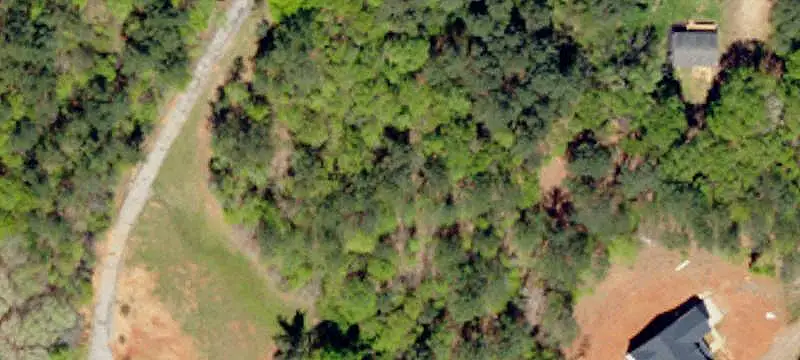 Lots/Land / Acreage