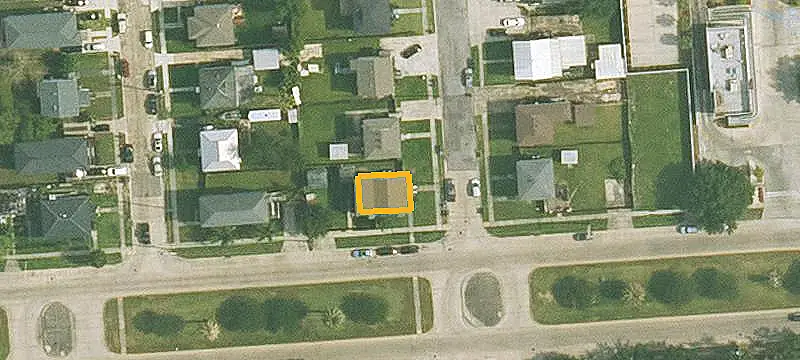 Duplex with Fenced Yard