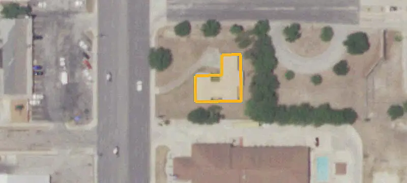 Specialty Property on Commercial Corridor