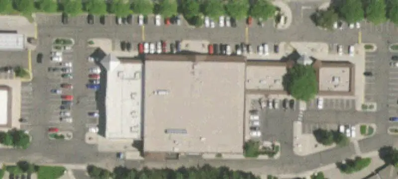 Open-Layout Retail Space