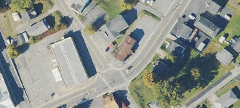 Retail Space with Three Entrances