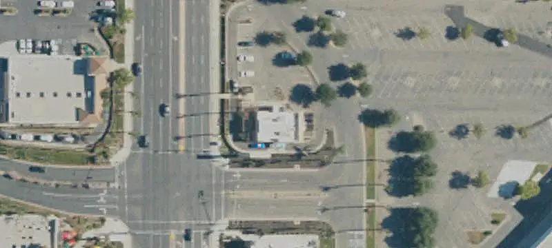 Single-Tenant Commercial Land