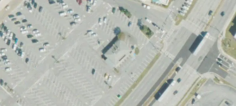 Retail Shopping Center with Outparcels