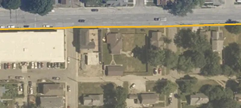 Single-Tenant Office Building