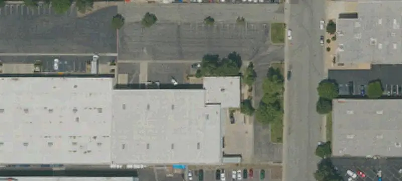 Warehouse with Fenced Yard