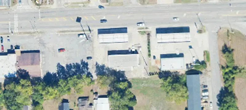 NNN Gas Station with Convenience Store
