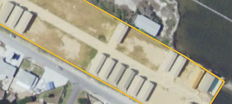 Waterfront Land With Full Hookups