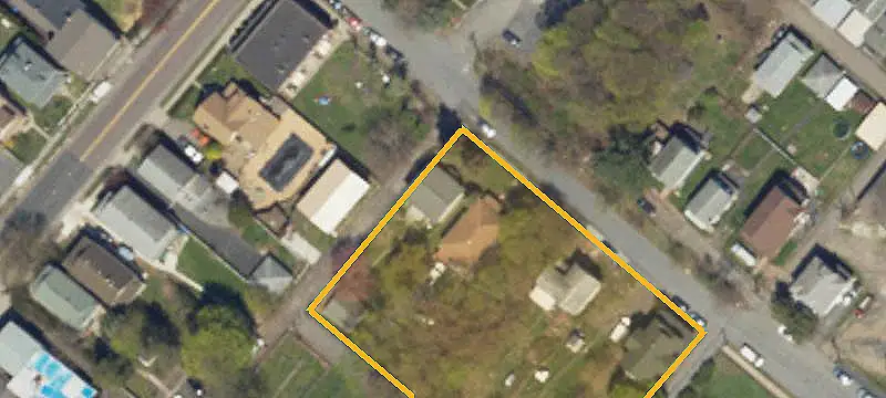 Duplex with Detached Garage
