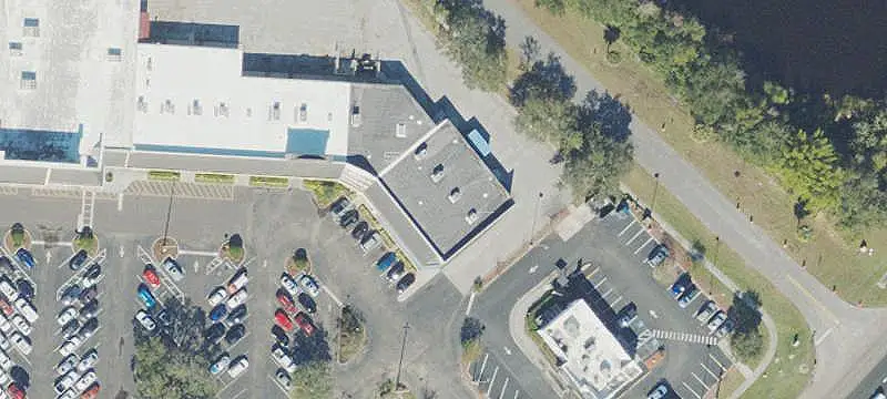 Single-Tenant Retail Space
