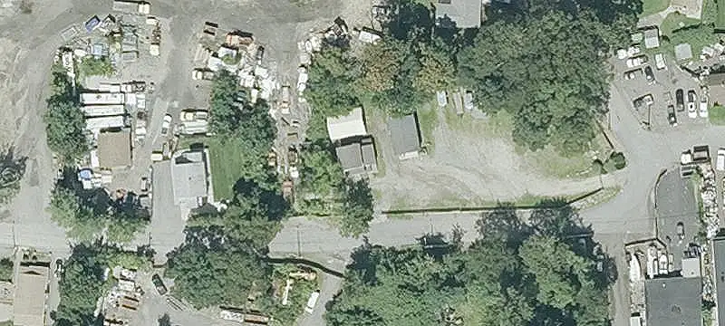 Fenced Flex Space with Yard