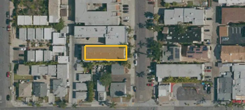 10-Unit Apartment Building