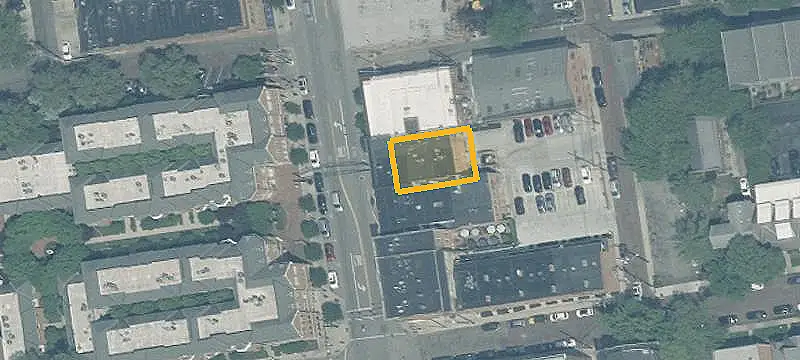 Open-Plan Retail Space