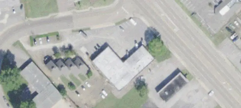 Multi-Tenant Shopping Center