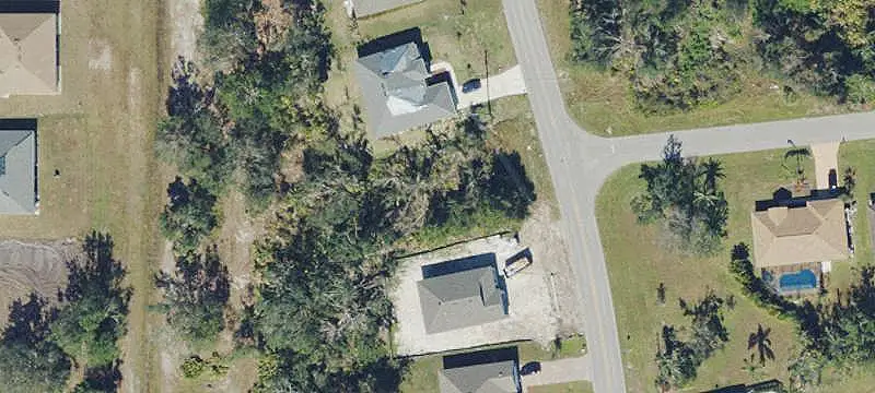 453 SEASONS DRIVE, PUNTA GORDA, FL 33983