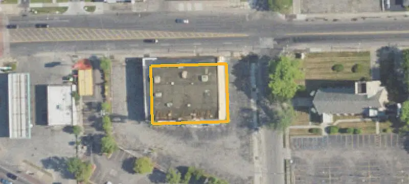 Freestanding Retail Building